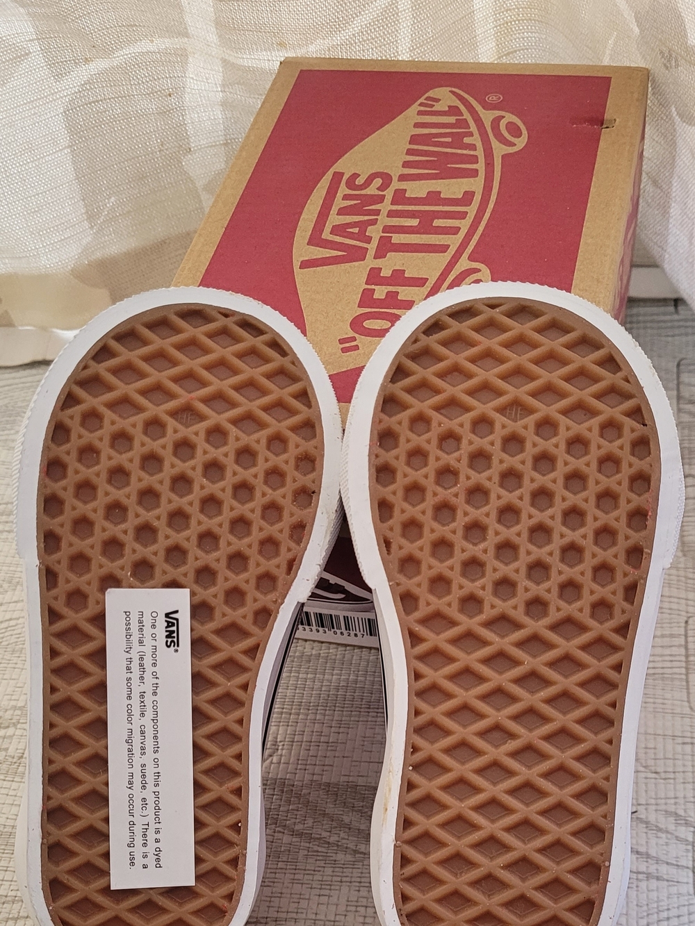 Vans Kids Old Skool Velcro Sneakers - Red & White - Picture 4 of 5